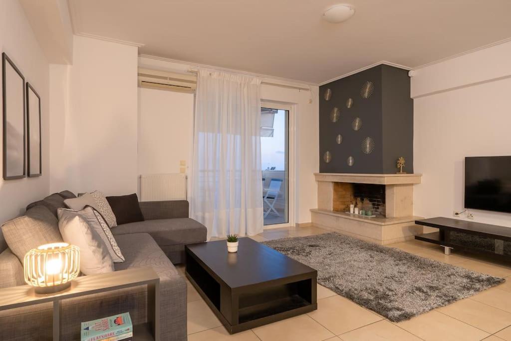Bright & Elegant 2Bd Apt W/ View Athena Bagian luar foto